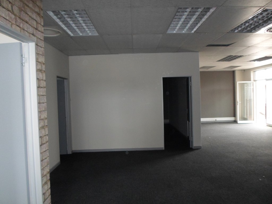 To Let commercial Property for Rent in Marconi Beam Industria Western Cape